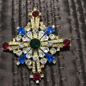 Trifari Brooch